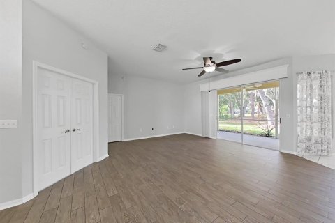 Casa en venta en Plant City, Florida, 4 dormitorios, 201.51 m2 № 1523061 - foto 17