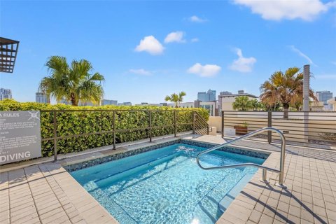 Condo in Tampa, Florida, 2 bedrooms  № 1775607 - photo 22