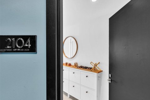 Copropriété à louer à Miami, Floride: 2 chambres, 101.82 m2 № 2046326 - photo 2