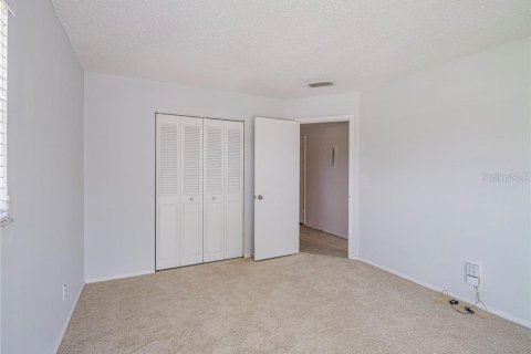 Condo in Vero Beach, Florida, 2 bedrooms  № 1537470 - photo 22