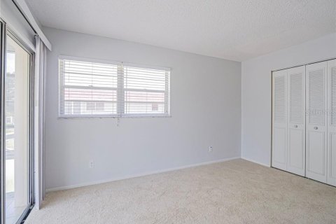 Condo in Vero Beach, Florida, 2 bedrooms  № 1537470 - photo 20