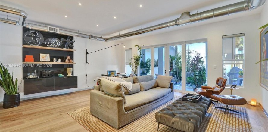 Таунхаус в Холливуд, Флорида 3 спальни, 214.14м2 № 2020253