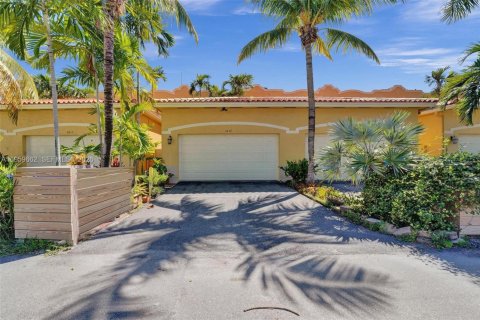 Купить таунхаус в Холливуд, Флорида 3 спальни, 214.14м2, № 2020253 - фото 16