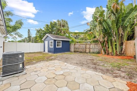 House in Saint Petersburg, Florida 2 bedrooms, 66.89 sq.m. № 1903972 - photo 26