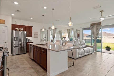 Villa ou maison à vendre à Groveland, Floride: 3 chambres, 156.08 m2 № 1675734 - photo 2