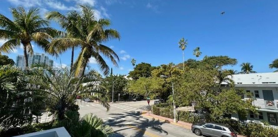 Кондоминиум с 2 спальнями в Майами-Бич, Флорида № 1488553