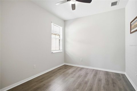 Villa ou maison à louer à Bradenton, Floride: 2 chambres, 151.15 m2 № 2155924 - photo 25