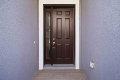 Villa ou maison à louer à Bradenton, Floride: 2 chambres, 151.15 m2 № 2155924 - photo 4