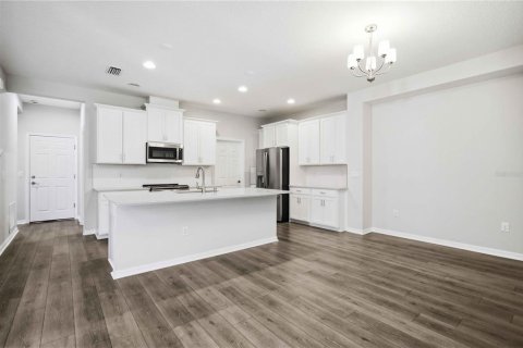 Villa ou maison à louer à Bradenton, Floride: 2 chambres, 151.15 m2 № 2155924 - photo 6