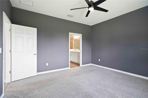 Villa ou maison à louer à Bradenton, Floride: 2 chambres, 151.15 m2 № 2155924 - photo 19