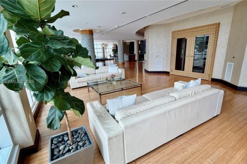 Купить кондоминиум в Майами, Флорида 58.71м2, № 2150405 - фото 24