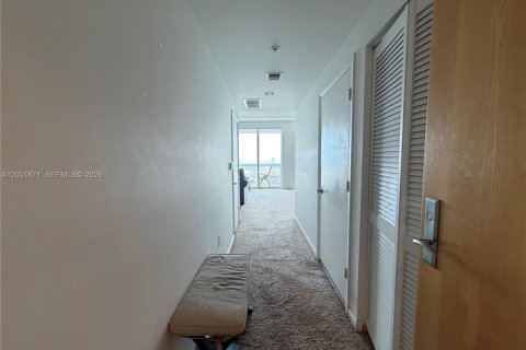Купить кондоминиум в Майами, Флорида 58.71м2, № 2150405 - фото 5