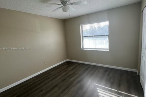 Condominio en venta en St. Lucie, Florida, 2 dormitorios, 69.12 m2 № 1874404 - foto 3