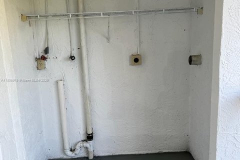 Condominio en venta en St. Lucie, Florida, 2 dormitorios, 69.12 m2 № 1874404 - foto 11