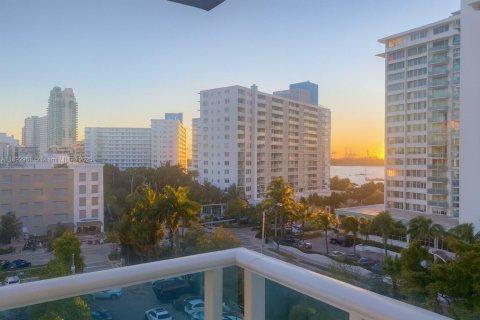 Copropriété à louer à Miami Beach, Floride: 1 chambre, 53.7 m2 № 1946696 - photo 8