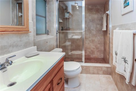 Купить кондоминиум в Халландейл-Бич, Флорида 2 спальни, 95.41м2, № 2001945 - фото 24