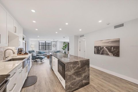 Купить кондоминиум в Сарасота, Флорида 5 комнат, 126.44м2, № 1837411 - фото 11
