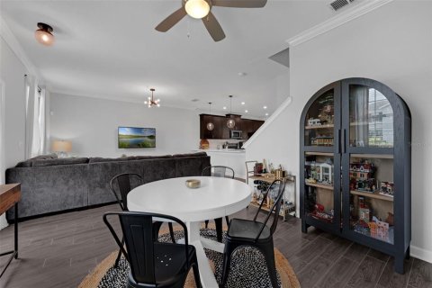 Touwnhouse à vendre à Orlando, Floride: 3 chambres, 151.99 m2 № 1759929 - photo 7