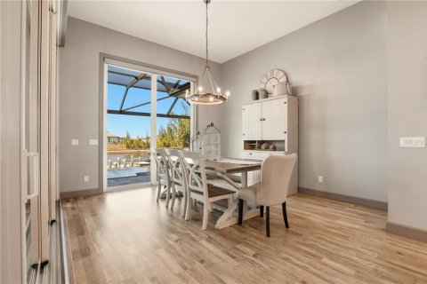 Villa ou maison à vendre à Cape Coral, Floride: 5 chambres, 249.72 m2 № 2127518 - photo 15
