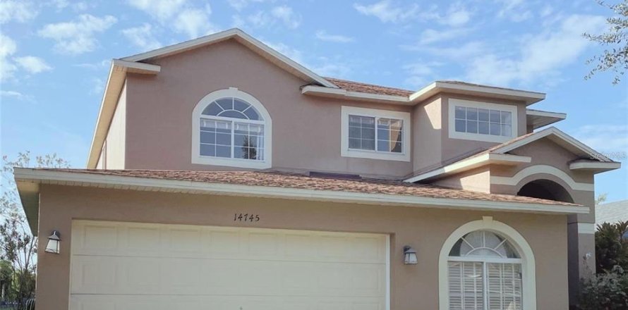 Casa en Orlando, Florida 5 dormitorios, 262.45 m2 № 1901912