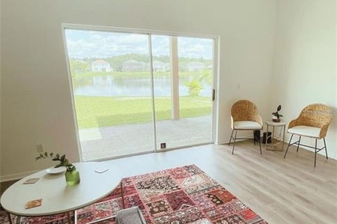 Casa en venta en Orlando, Florida, 5 dormitorios, 262.45 m2 № 1901912 - foto 9