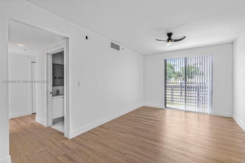 Appartement à louer à Miami, Floride: 2 chambres, 92.9 m2 № 2085388 - photo 10