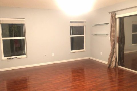 Villa ou maison à louer à Orlando, Floride: 4 chambres, 215.63 m2 № 1768043 - photo 12