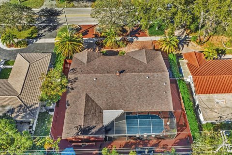 Casa en venta en Fort Lauderdale, Florida, 4 dormitorios, 165.92 m2 № 2262648 - foto 5