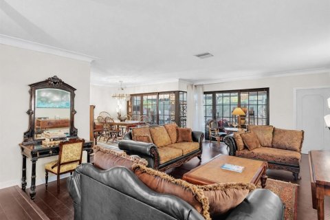 Casa en venta en Fort Lauderdale, Florida, 4 dormitorios, 165.92 m2 № 2262648 - foto 2