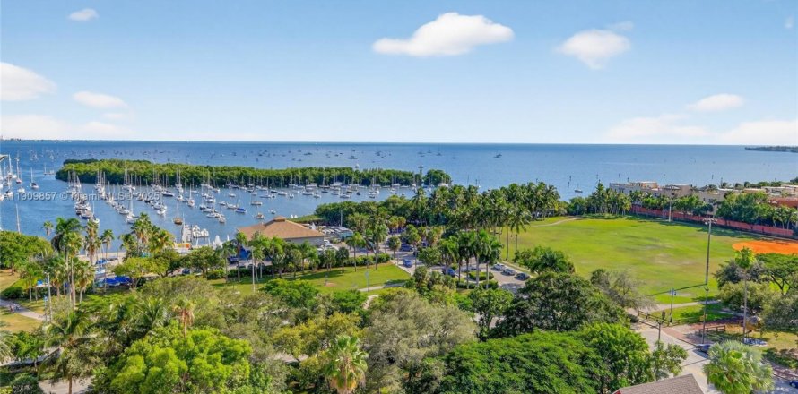 Condominio en Miami, Florida, 3 dormitorios  № 2034318