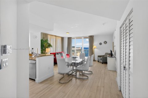 Condominio en venta en Miami, Florida, 3 dormitorios, 140.75 m2 № 2034318 - foto 7