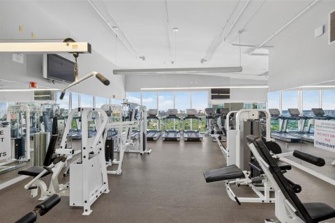 Condominio en venta en Miami, Florida, 3 dormitorios, 140.75 m2 № 2034318 - foto 30