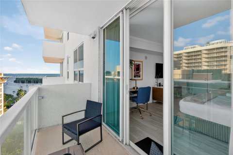 Condominio en venta en Miami, Florida, 3 dormitorios, 140.75 m2 № 2034318 - foto 25