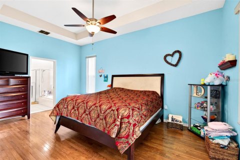 House in Land O' Lakes, Florida 4 bedrooms, 285.95 sq.m. № 2142280 - photo 5