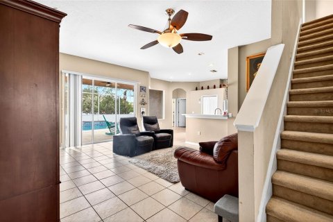 House in Land O' Lakes, Florida 4 bedrooms, 285.95 sq.m. № 2142280 - photo 22