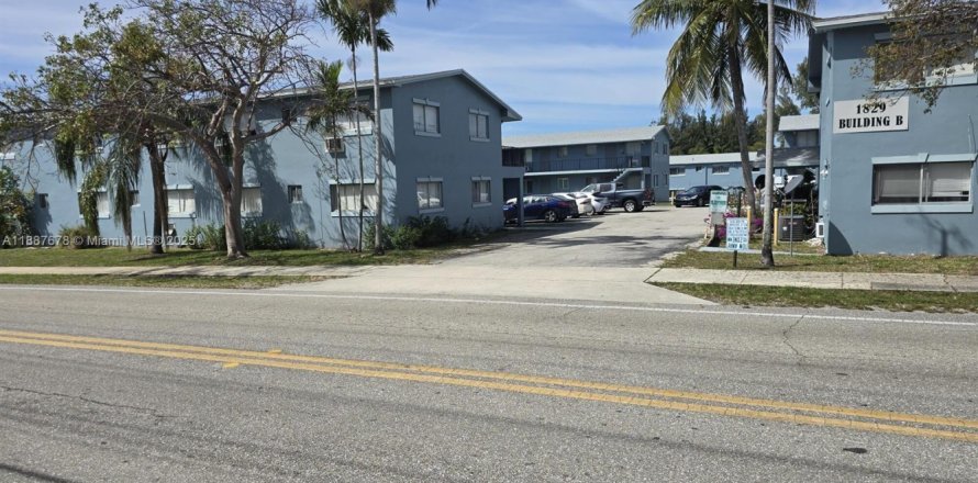 Condominio en Lake Worth, Florida, 1 dormitorio № 1941735