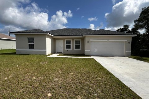 House in Ocala, Florida 4 bedrooms, 146.6 sq.m. № 1777036 - photo 1