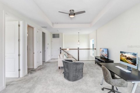 House in Wesley Chapel, Florida 4 bedrooms, 230.12 sq.m. № 2216458 - photo 25