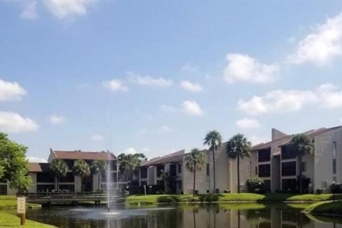 Condo in Tampa, Florida, 2 bedrooms № 2236252 - photo 4