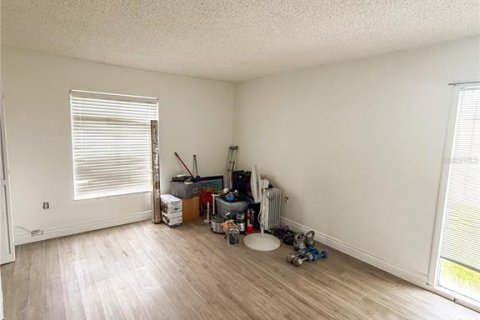 Condo in Tampa, Florida, 2 bedrooms № 2236252 - photo 14