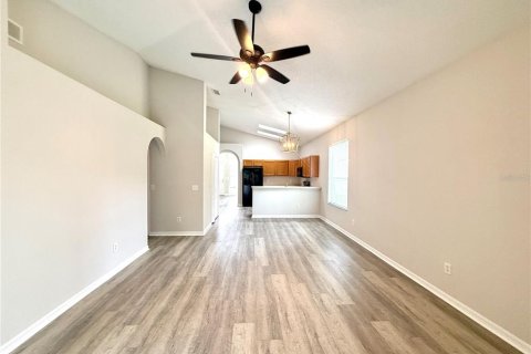 Casa en venta en Orlando, Florida, 4 dormitorios, 174.75 m2 № 1792063 - foto 18