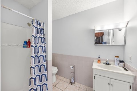 House in Boynton Beach, Florida 5 bedrooms, 164.99 sq.m. № 2042306 - photo 18