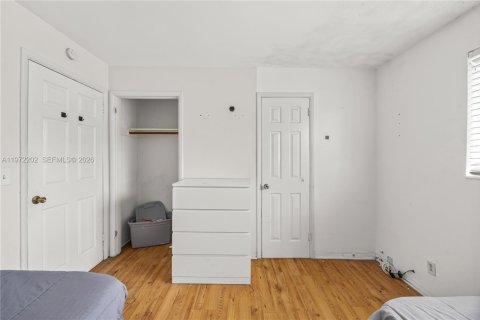 House in Boynton Beach, Florida 5 bedrooms, 164.99 sq.m. № 2042306 - photo 21