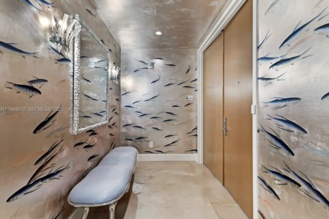 Condo in Bal Harbour, Florida, 2 bedrooms  № 2026438 - photo 30