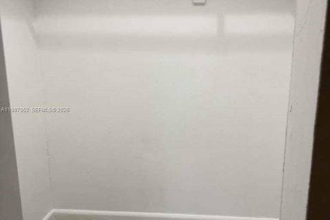 Condo in Miami, Florida, 2 bedrooms  № 2046564 - photo 20