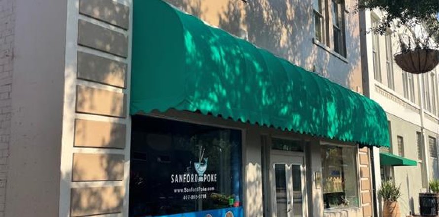 Коммерческая недвижимость в Санфорд, Флорида 367.15м2 № 537535