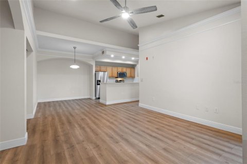 Copropriété à vendre à Orlando, Floride: 2 chambres, 113.06 m2 № 1561112 - photo 4