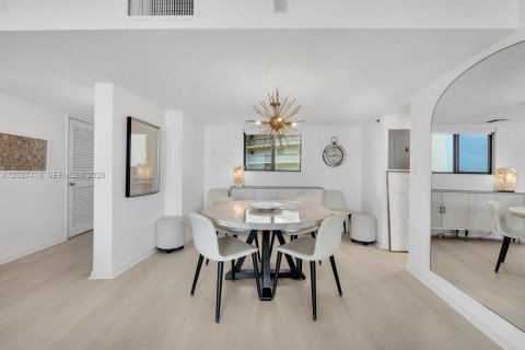 Copropriété à louer à Jupiter, Floride: 2 chambres, 108.7 m2 № 2257657 - photo 10
