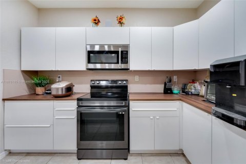 Villa ou maison à vendre à Homestead, Floride: 3 chambres, 157.28 m2 № 1923520 - photo 9