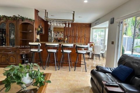 Villa ou maison à vendre à Pembroke Pines, Floride: 4 chambres, 242.29 m2 № 2087785 - photo 22